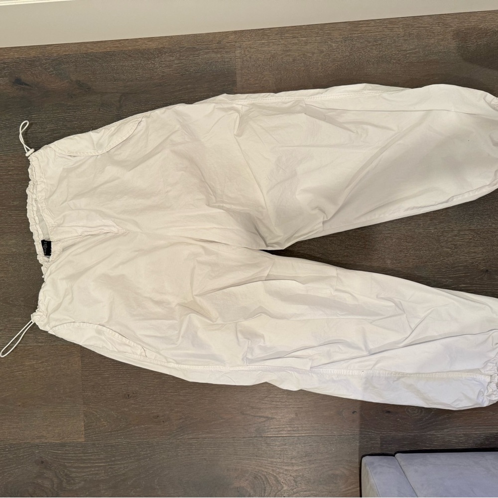 Urban Outfitters White Joggers with Elasticized Cuffs